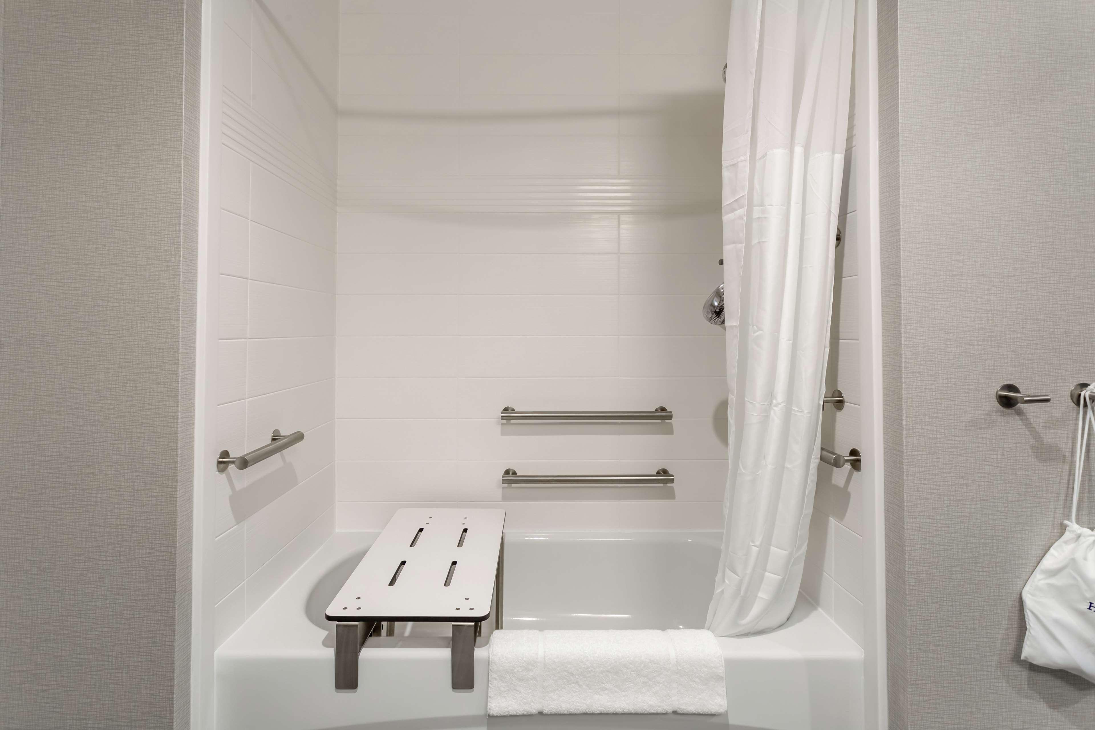 Hampton Inn Madison, Oh Екстер'єр фото