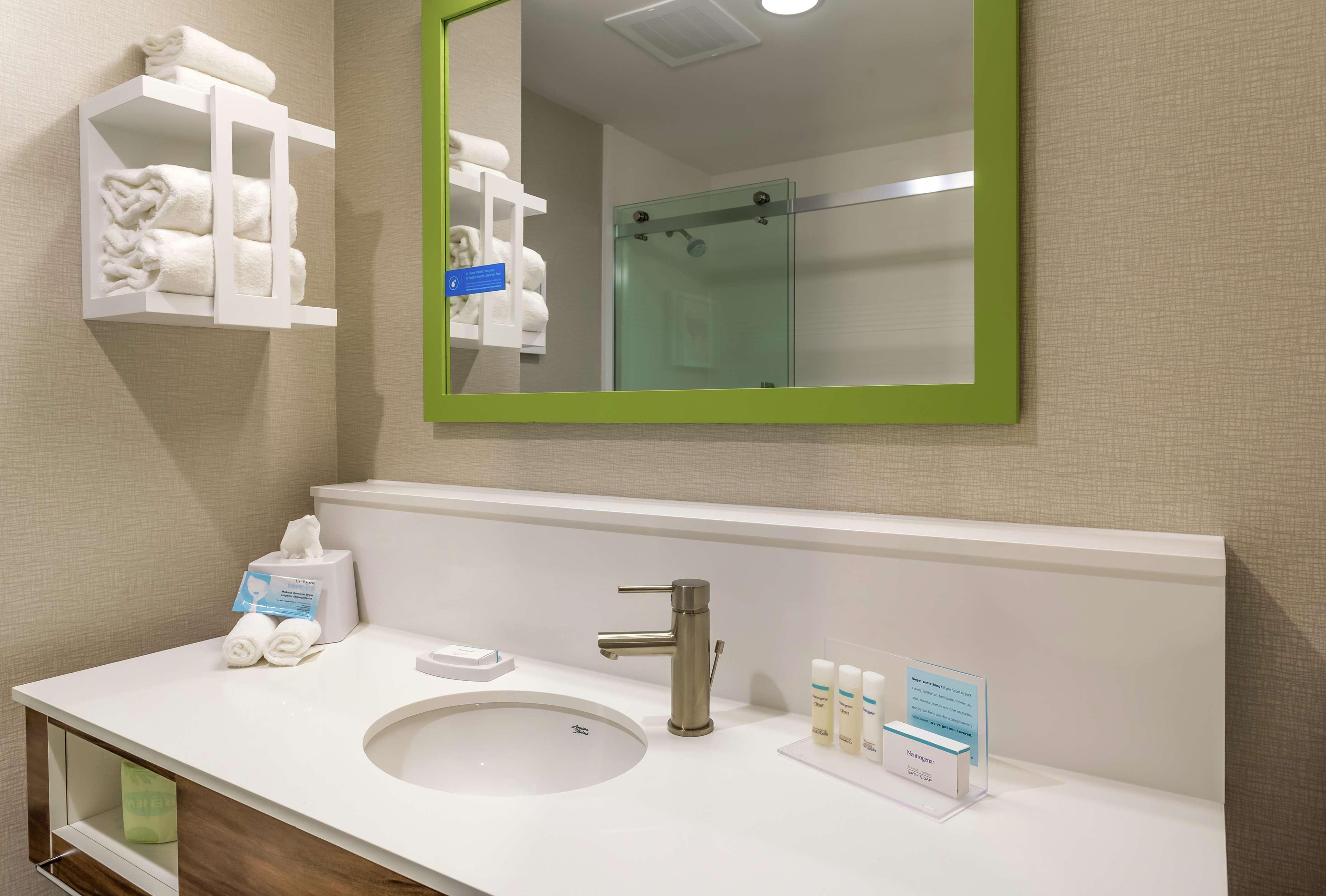Hampton Inn Madison, Oh Екстер'єр фото