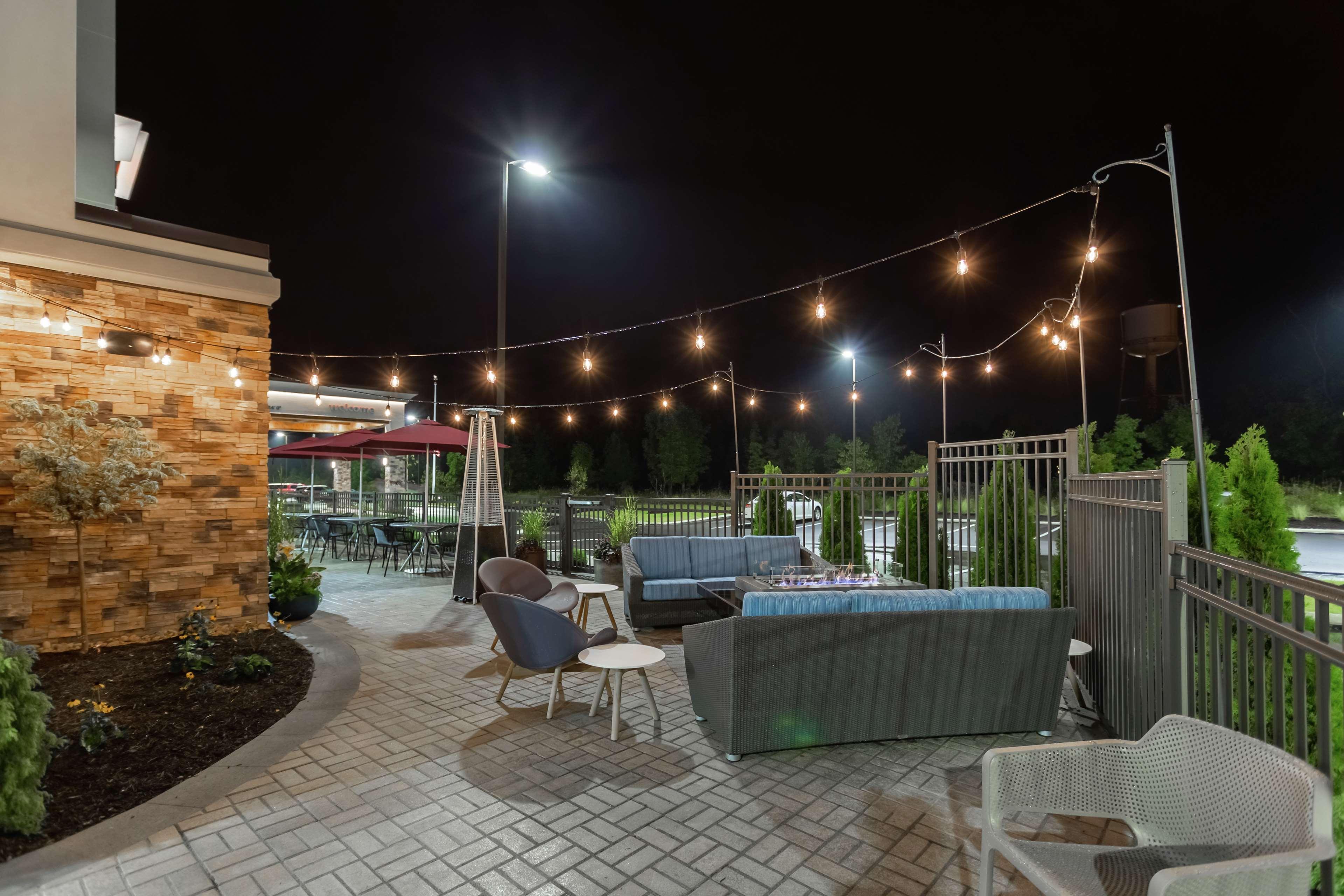 Hampton Inn Madison, Oh Екстер'єр фото