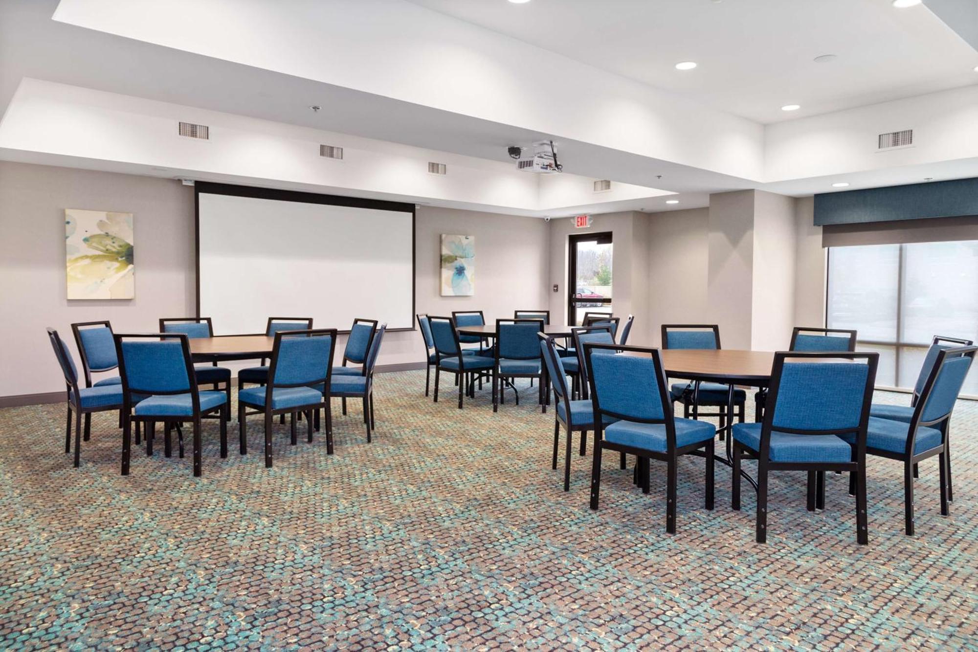 Hampton Inn Madison, Oh Екстер'єр фото