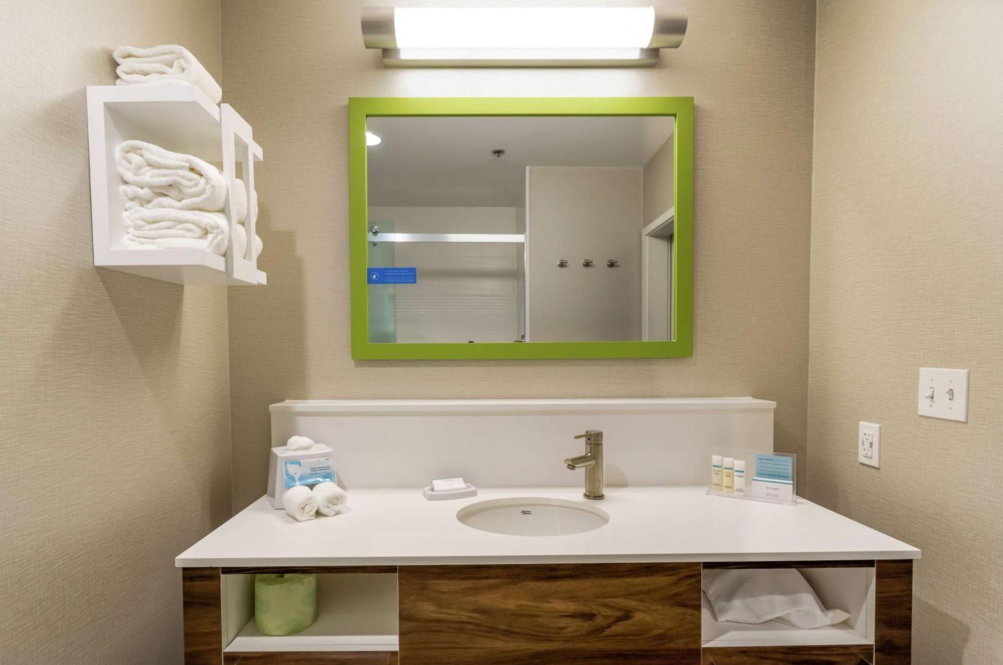 Hampton Inn Madison, Oh Екстер'єр фото